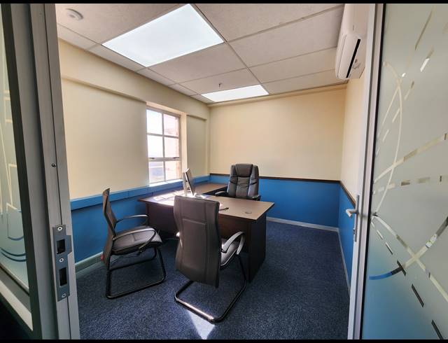 311M² OFFICE TO LET IN FOURWAYS